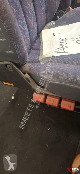 قطع غيار الآليات الثقيلة Mercedes Occ lot van 5...