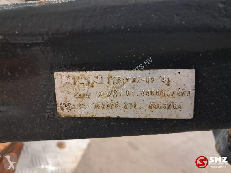 قطع غيار الآليات الثقيلة MAN Occ vooras VOK...