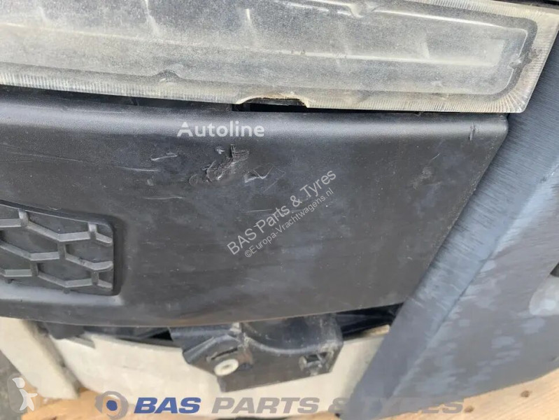 Pezzi di ricambio per mezzi pesanti Renault...