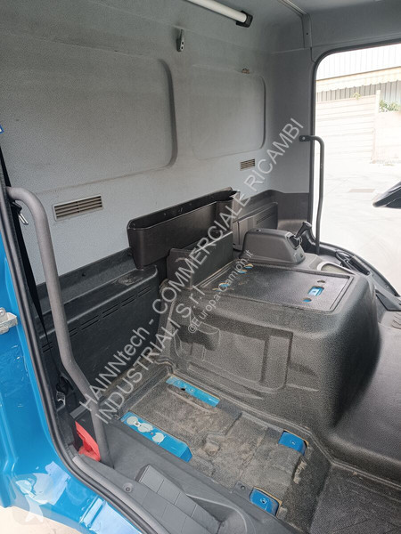 قطع غيار الآليات الثقيلة Mercedes ATEGO MP2...