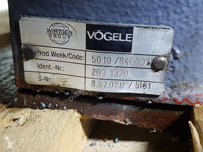 Peças máquinas de construção civil  SUPER...