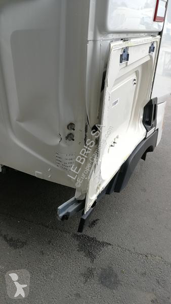 Pièces poids lourds Renault  T440 CABINE...