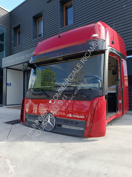 Mercedes ACTROS 2500mm GIGA SPACE truck part