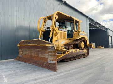 Bulldozer op rupsen Caterpillar