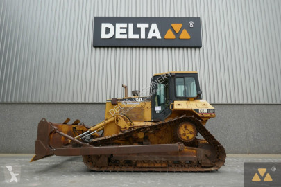 Buldożer na gąsienicach Caterpillar