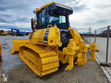 Komatsu