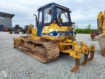 Buldozer na pásech Komatsu