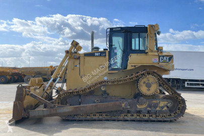 Buldożer na gąsienicach Caterpillar