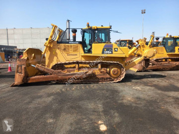 Bulldozer sur chenilles Komatsu