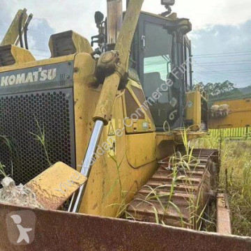 بلدوزر Komatsu D65
