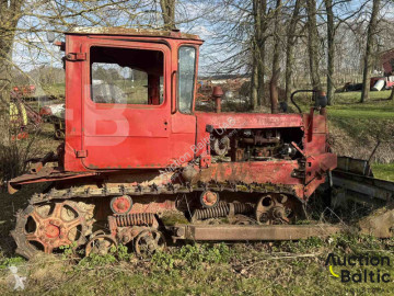 Bulldozer sur chenilles