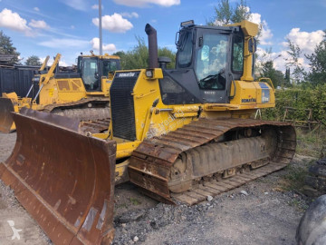 Komatsu crawler bulldozer