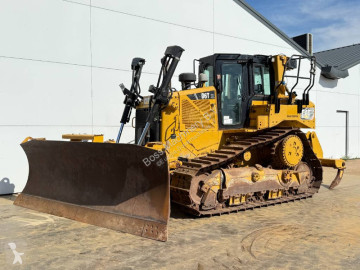 Bulldozer op rupsen Caterpillar