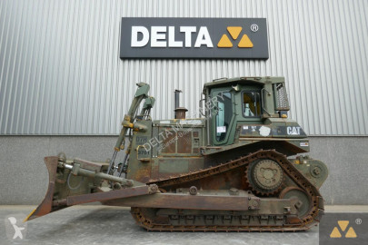 Bulldozer sur chenilles Caterpillar