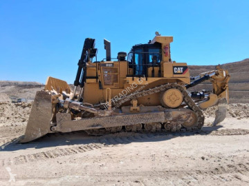 Bulldozer sur chenilles Caterpillar