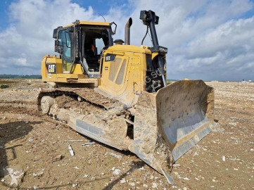 Bulldozer sur chenilles Caterpillar