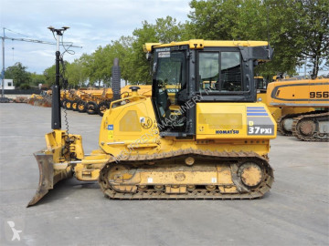 Komatsu