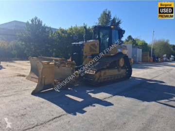 Bulldozer sur chenilles Caterpillar