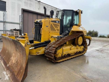 Bulldozer sur chenilles Caterpillar