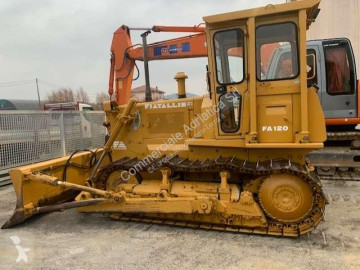 Bulldozer sur chenilles Fiat
