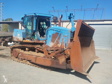 Bulldozer sur chenilles
