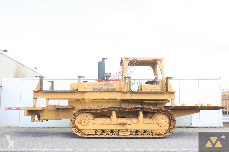 Bulldozer Caterpillar D6E Pipe carrier