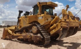 Bulldozer Caterpillar D8T usado