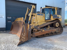 Caterpillar D8T used crawler bulldozer