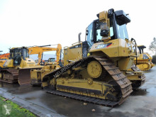 bulldozer sur chenilles Caterpillar
