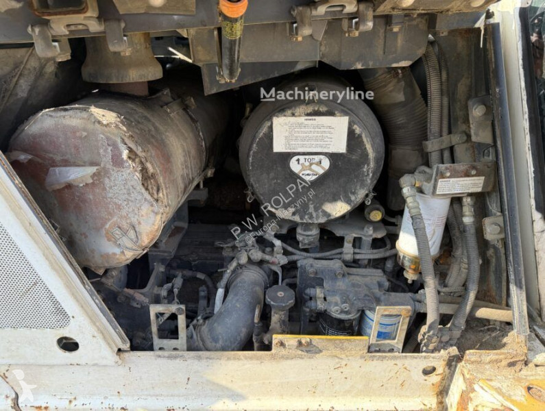 Bulldozer Komatsu D65EX-15e0 + ripper