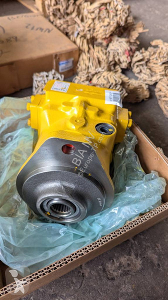 Furgoneta Komatsu D65PX-15 - HYDRAULIC MOTOR...