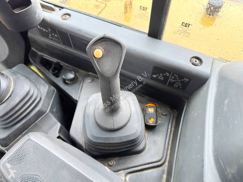 Bulldozer Caterpillar D6 LGP Next Gen - CAT...