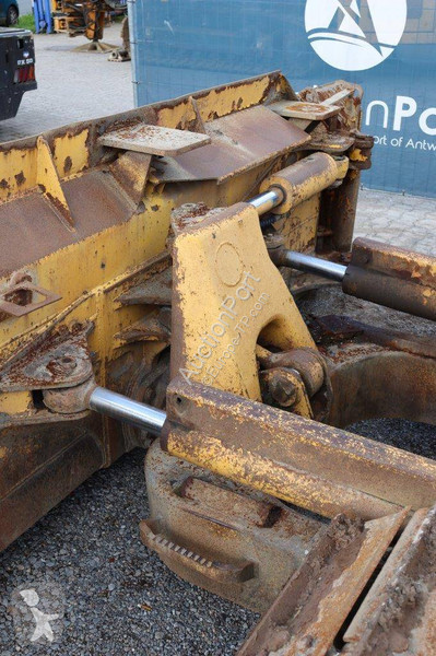Bulldozer Komatsu EO
