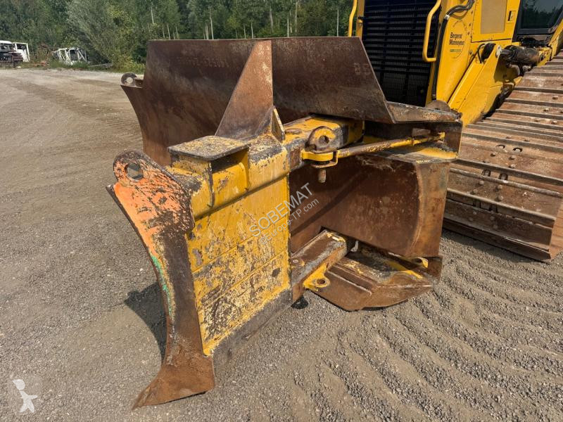 بلدوزر Caterpillar D6N