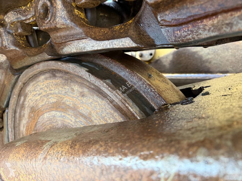 بلدوزر Caterpillar D6N