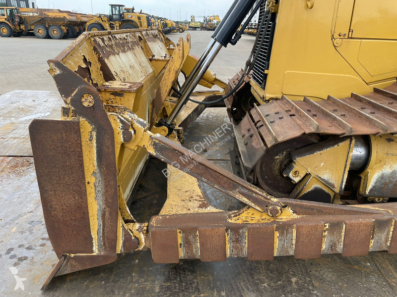 Buldozer Caterpillar D6T
