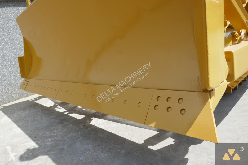 بلدوزر Caterpillar D6T