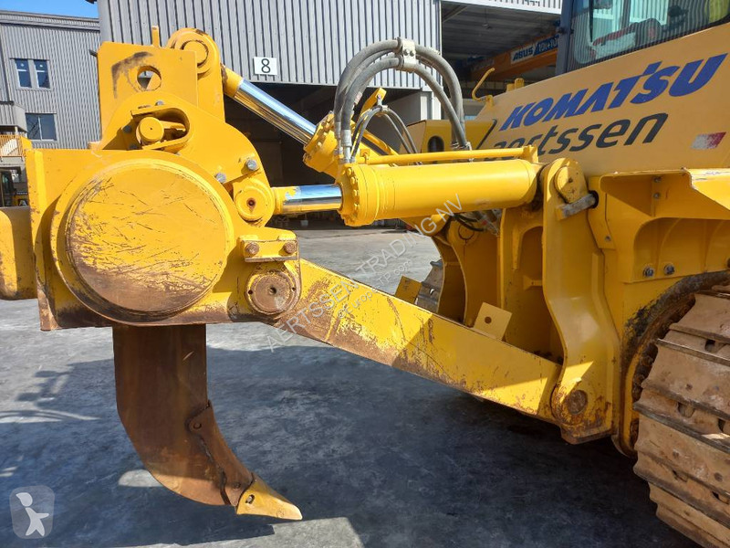 بلدوزر Komatsu D155A-6R (4pcs available for...