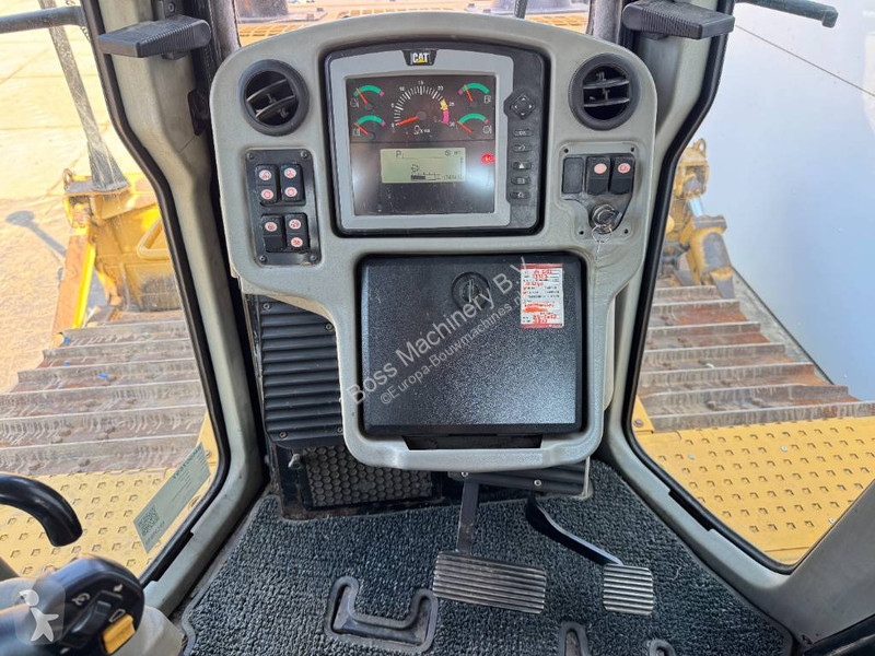 Buldozér Caterpillar D6T LGP - TRIMBLE GPS...