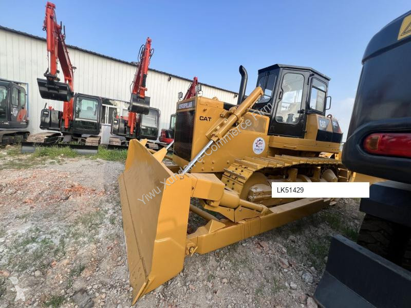 Buldozér Caterpillar D6G2