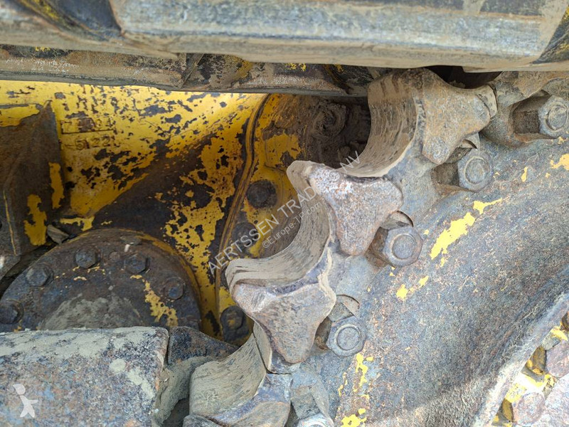 بلدوزر Komatsu (with Topcon 3D GPS)