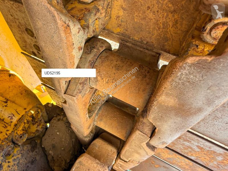 Бульдозер Komatsu D65PXI18 mit Heckaufreißer GPS