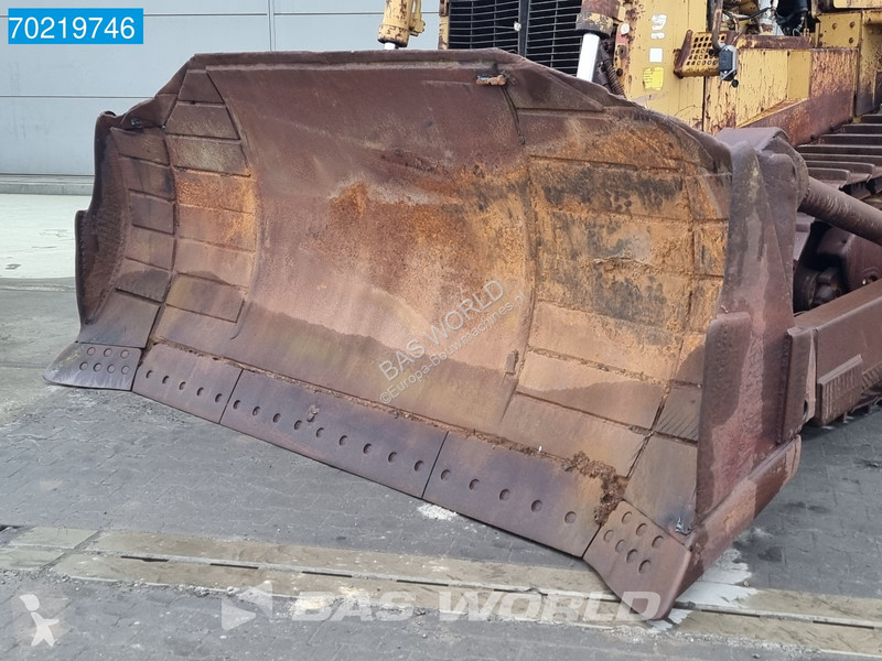 بلدوزر Caterpillar D8 N