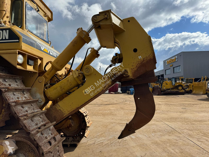 Bulldozer Caterpillar
