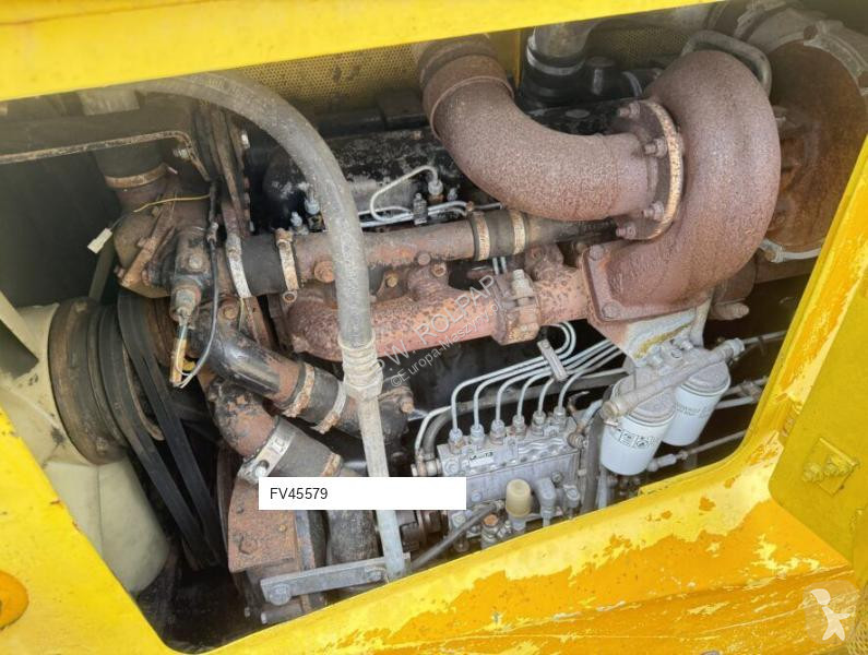 Buldozer Hanomag D680E