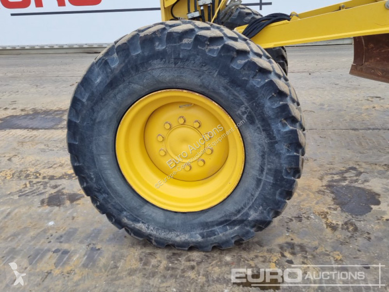 Buldozer Komatsu GD655-6