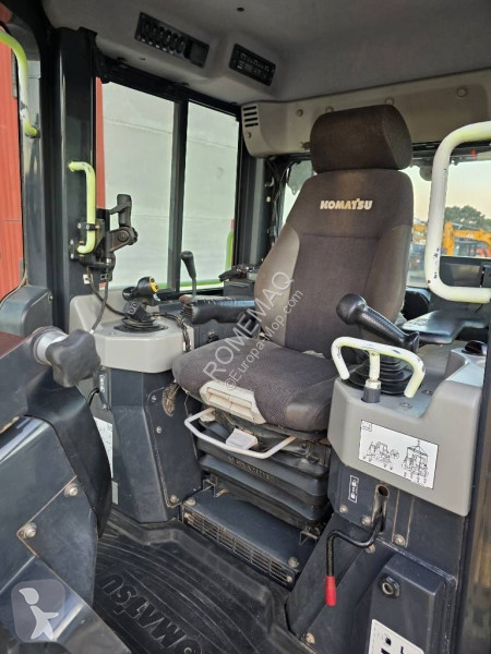 بلدوزر Komatsu PXi-24