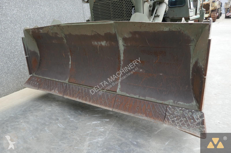 بلدوزر Caterpillar Ex-army