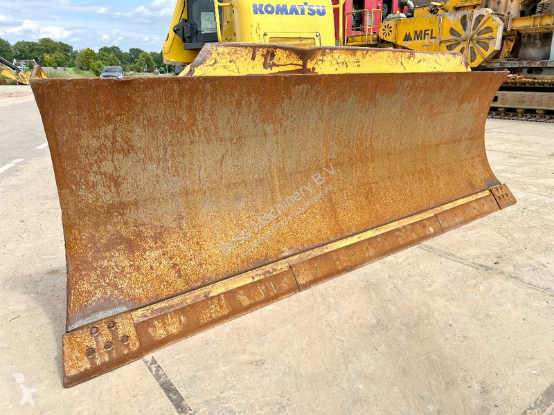 بلدوزر Komatsu i-24 - EPA Certified / Good...