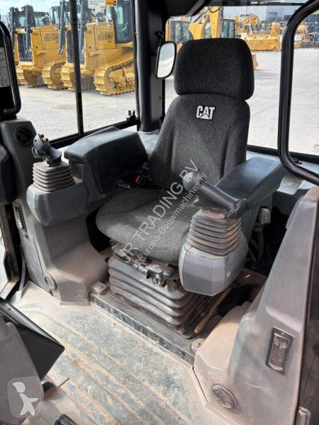 Bulldozer Caterpillar XL (Low Verified Hours)